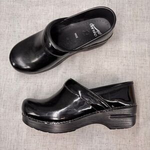 Dansko Professional Clogs Black‎ Leather Women Size EU 37 WIDE US 6.5-7 WIDE